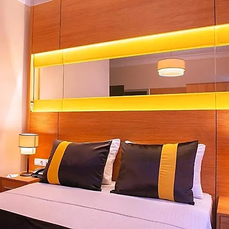 Karamans Sirkeci 4*